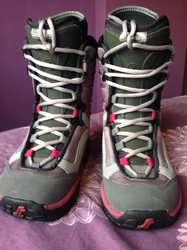 santa cruz snowboard boots